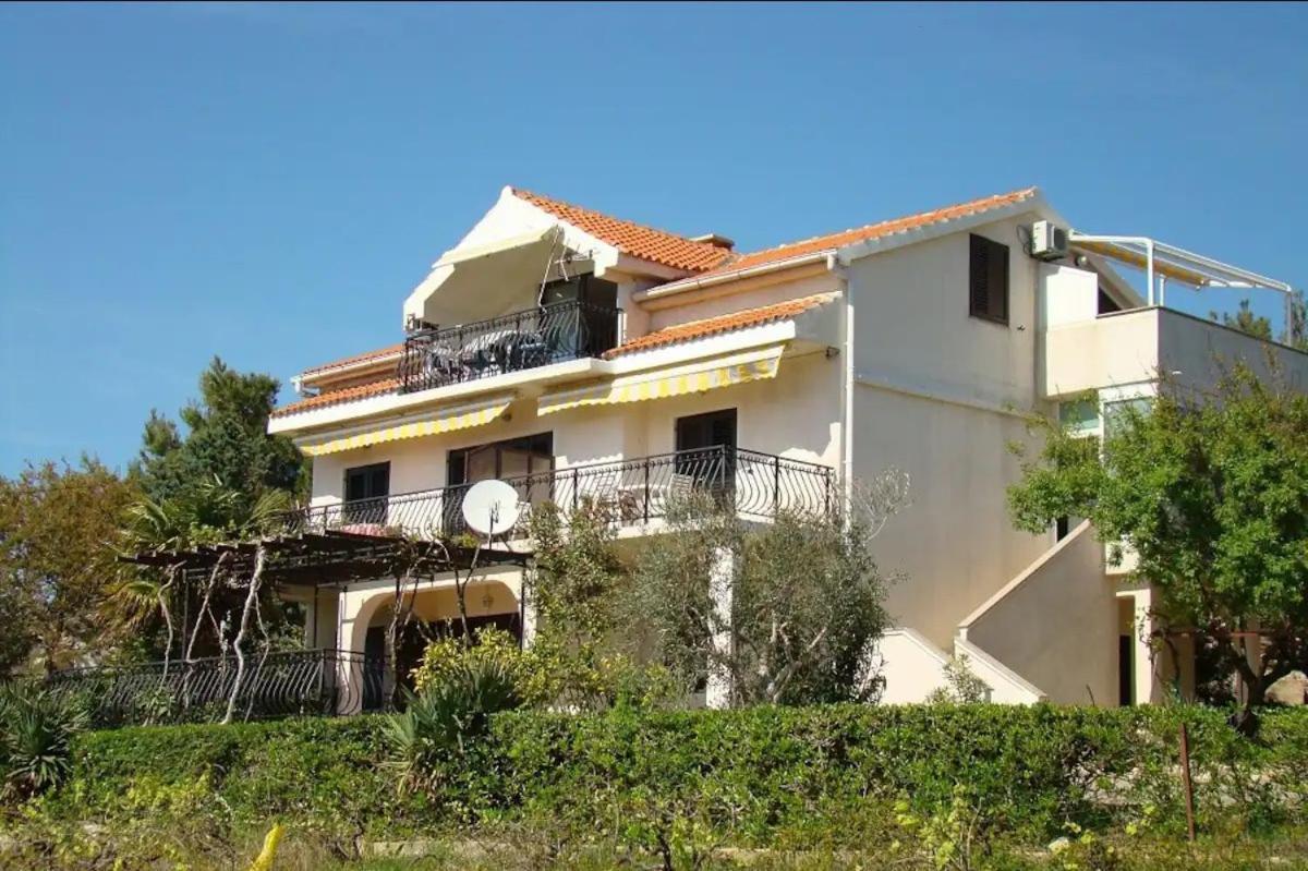 Apartments Davorka Šimuni Εξωτερικό φωτογραφία