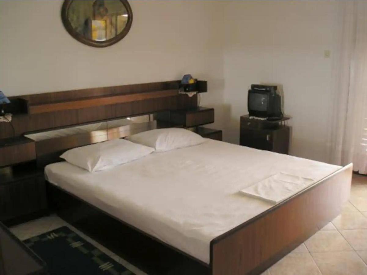 Apartments Davorka Šimuni Εξωτερικό φωτογραφία